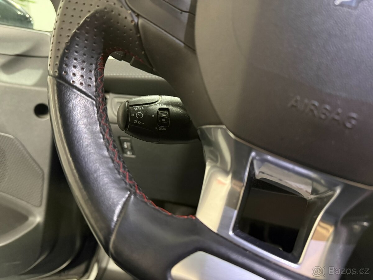 Peugeot 208 1,2 81KW GT-LINE ČIDLA VÝHŘEV - 9