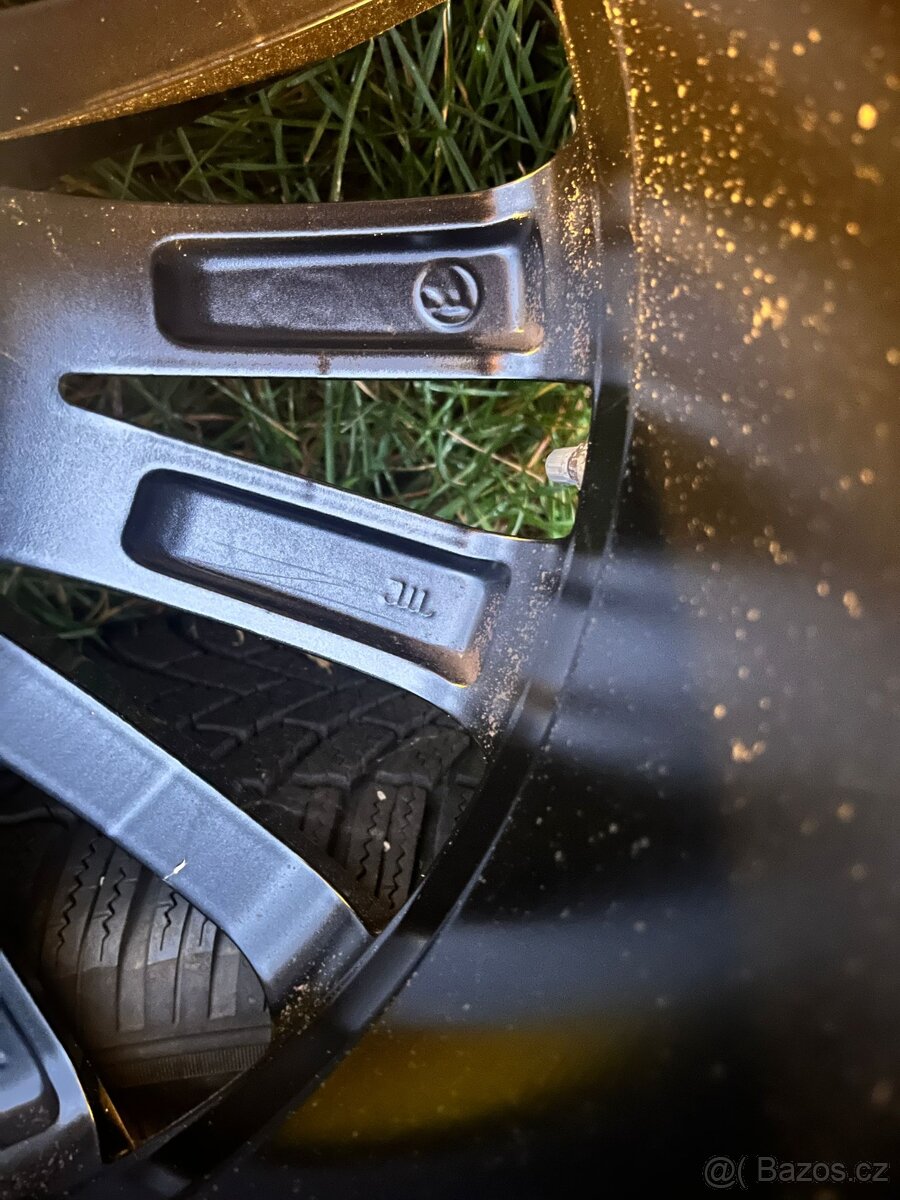 Kompletní zimní sada Kodiaq - R18¨ Trinity - 9