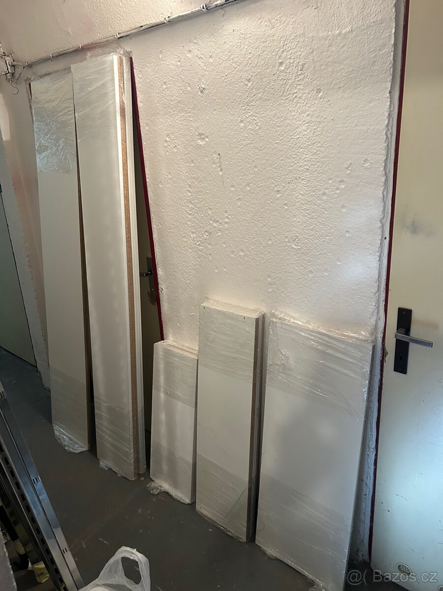 VARIANT prodejní regálový systém - 9