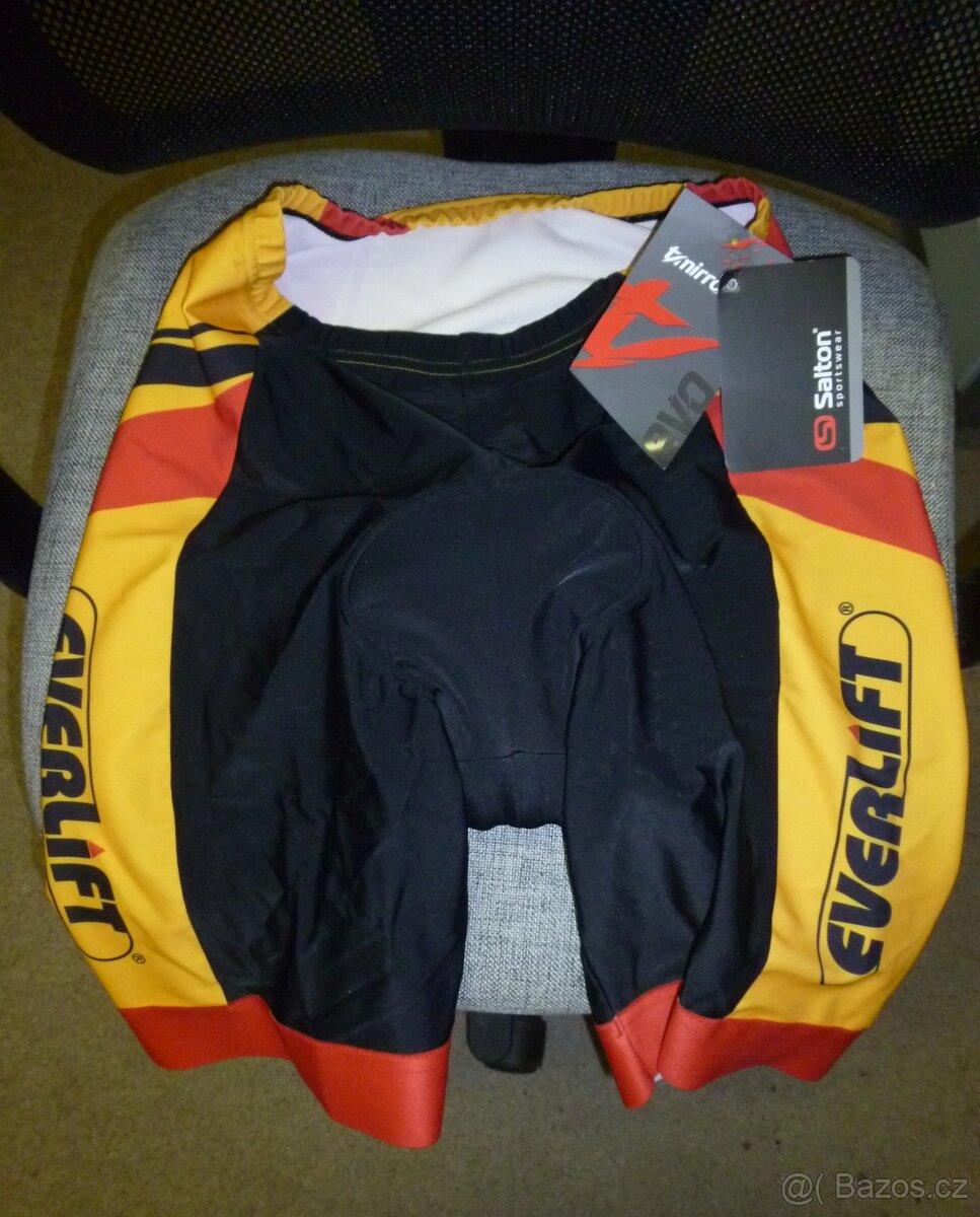 Hydro camelbak, ledvinka, Baseball rukavice - 9