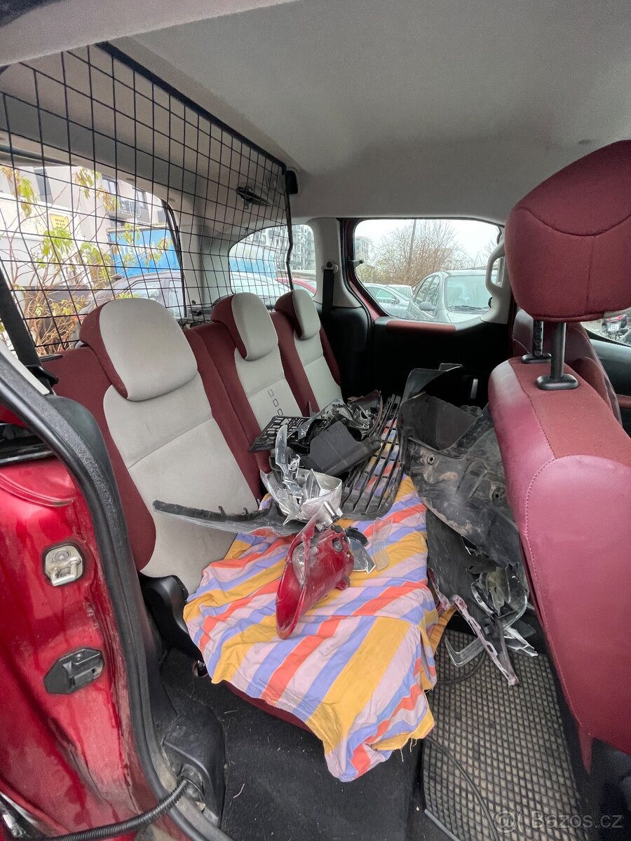 Citroen Berlingo 1.6 I - 9