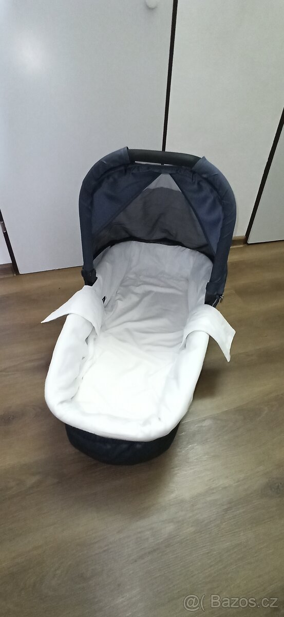Britax B-motion 4 plus + příslušenství - 9
