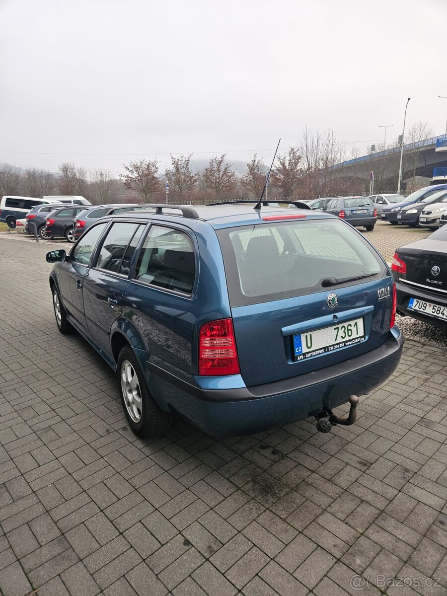 Prodám Škoda Octavia combi 2.0 i 85kw rok 2003 nová stk - 9