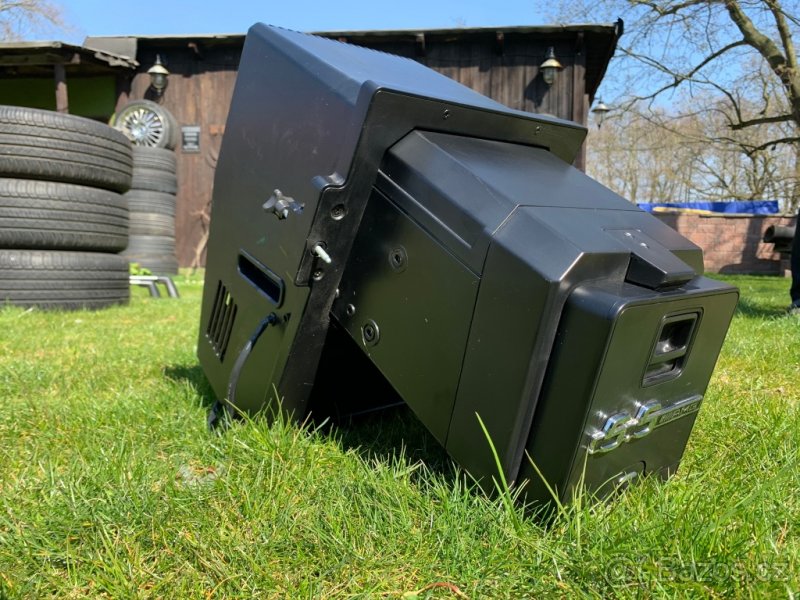 Mercedes S lednička Mercedes Benz S W222 / W221 - 9