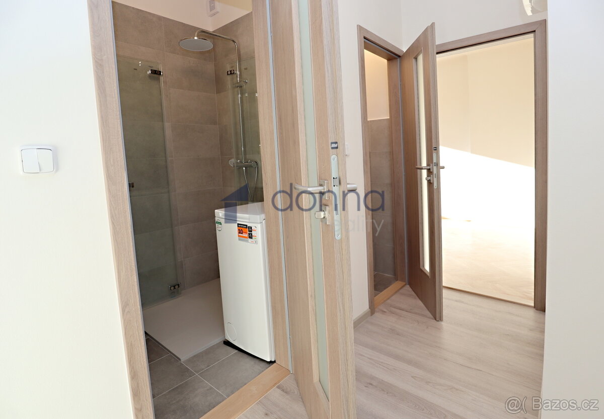 Pronájem bytu 2+kk/B, 52m², Praha 6 - Břevnov, Na Petřinách, - 9