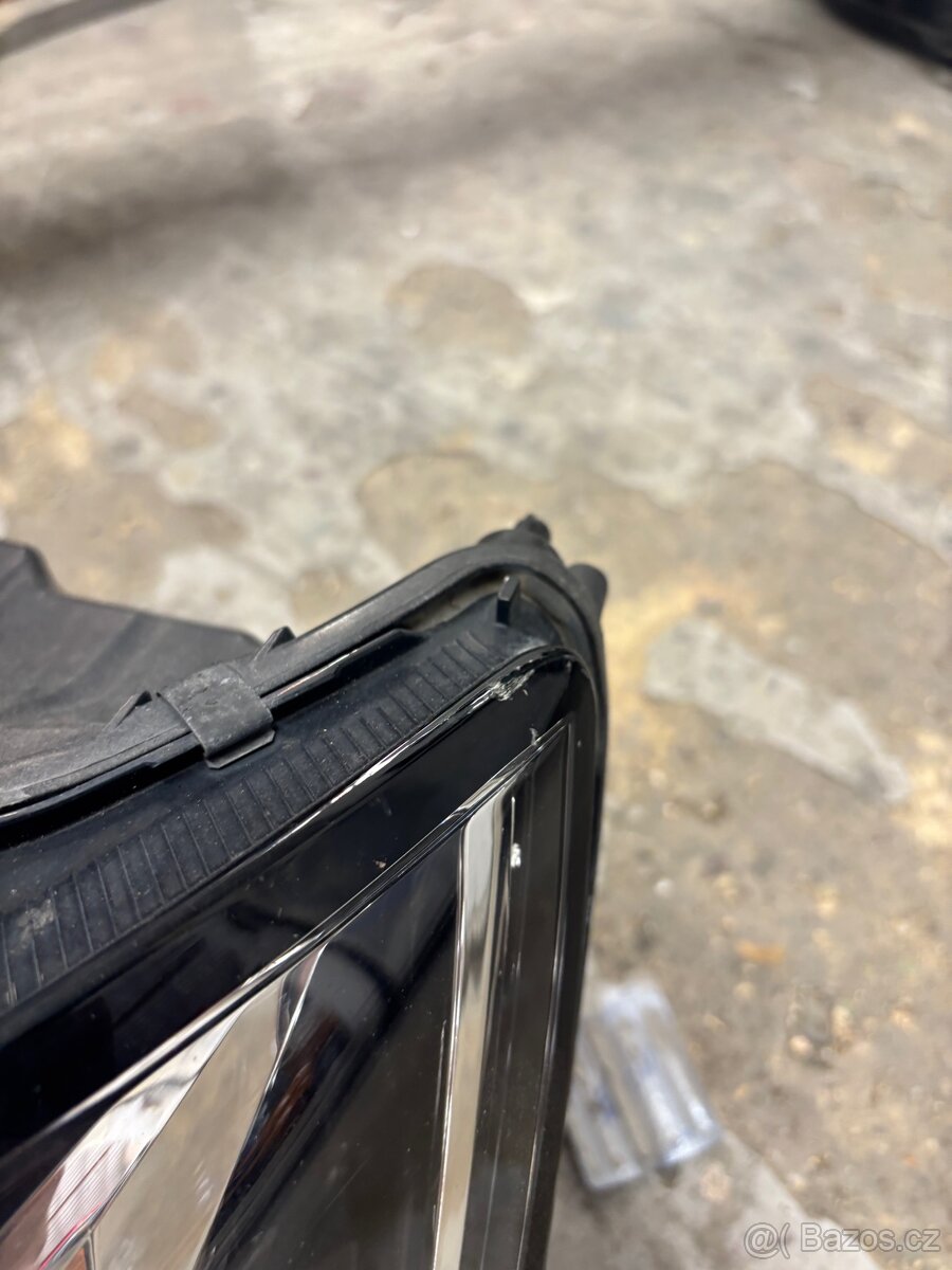 Fabia 3 leve svetlo - 9