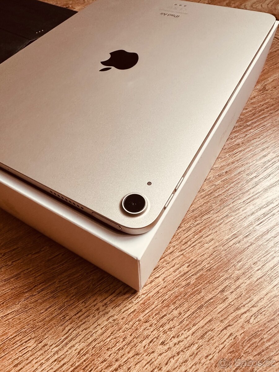 Apple Ipad Air 5th gen 2022 - 9