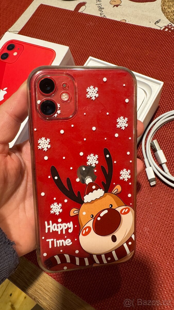 IPhone 11 64GB červený, top stav - 9