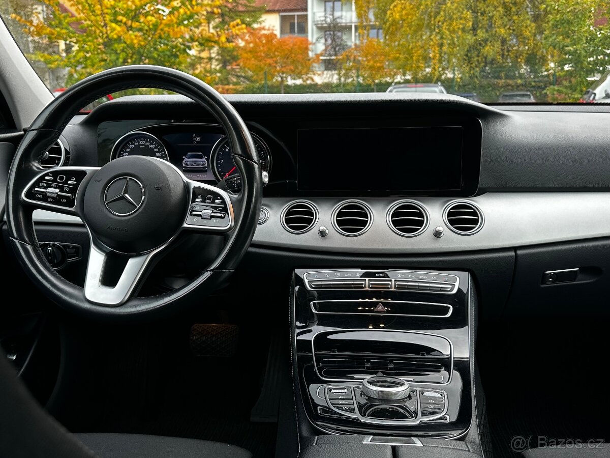 Mercedes-Benz, E 200 D, 2019 r.v., 175000 km. - 9