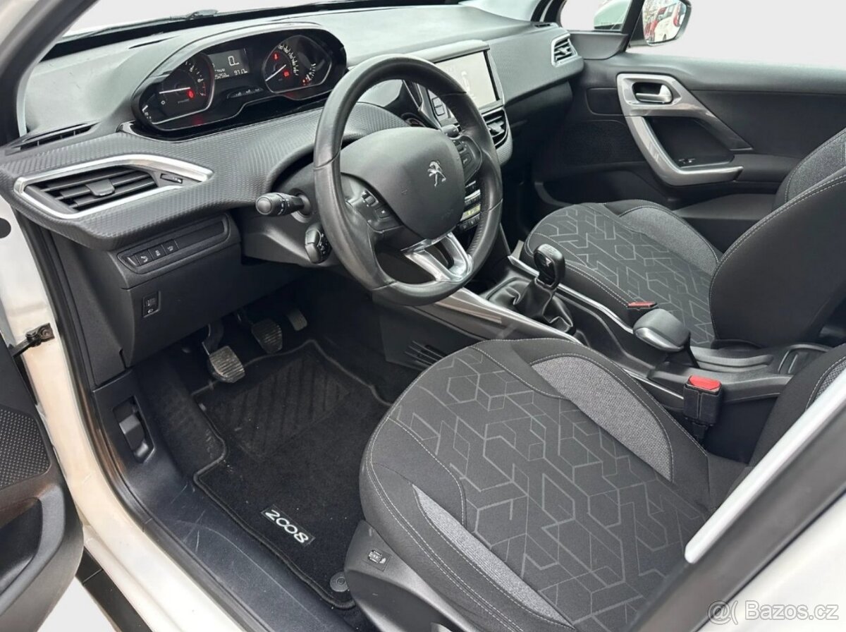 Prodáme Peugeot 2008 1,2 Turbo - 9