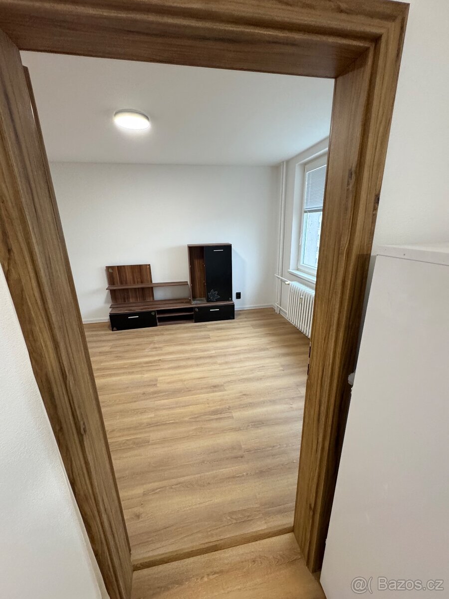 Pronajmu byt Znojmo - 9