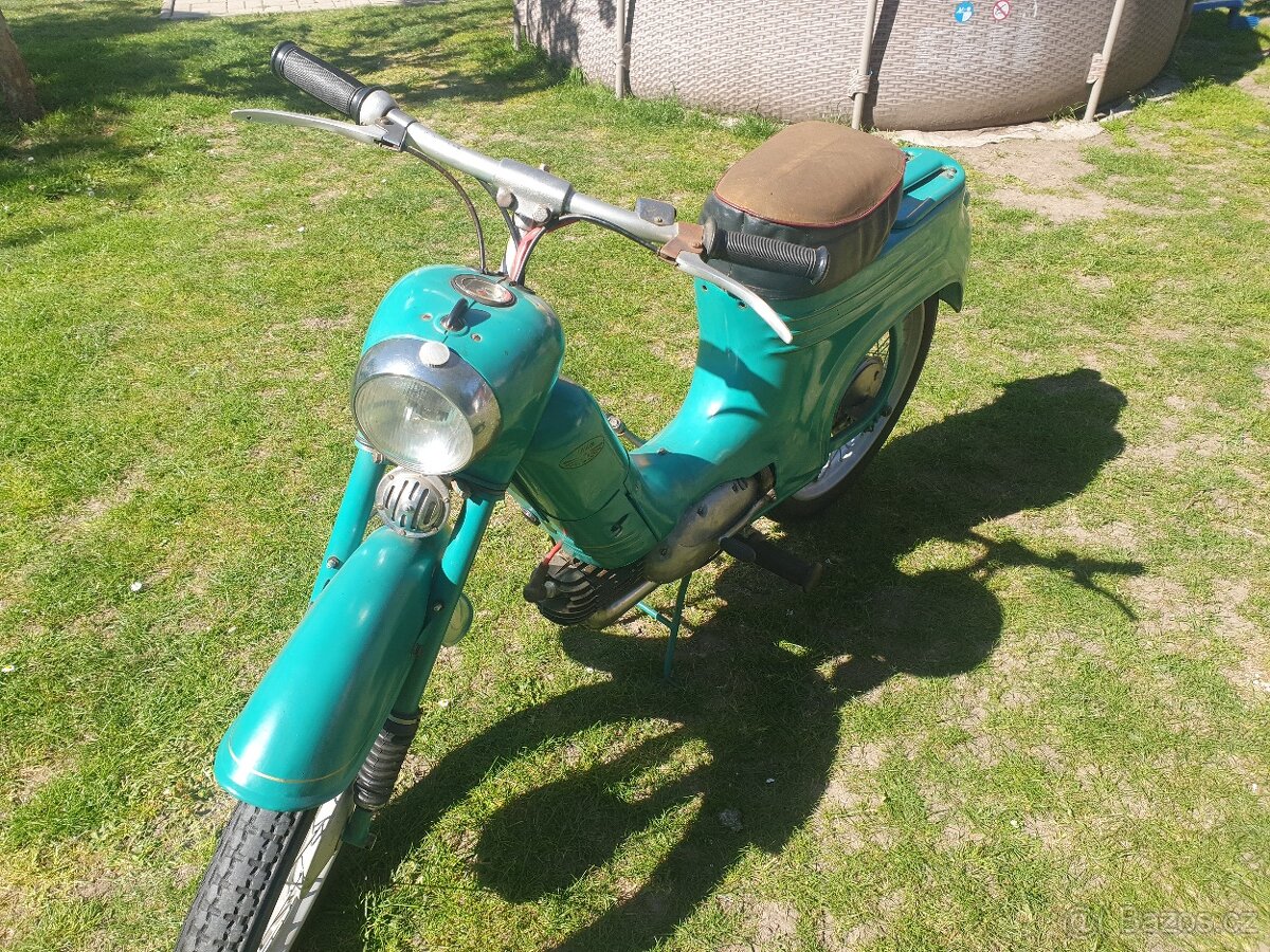 Jawa 555 - 9