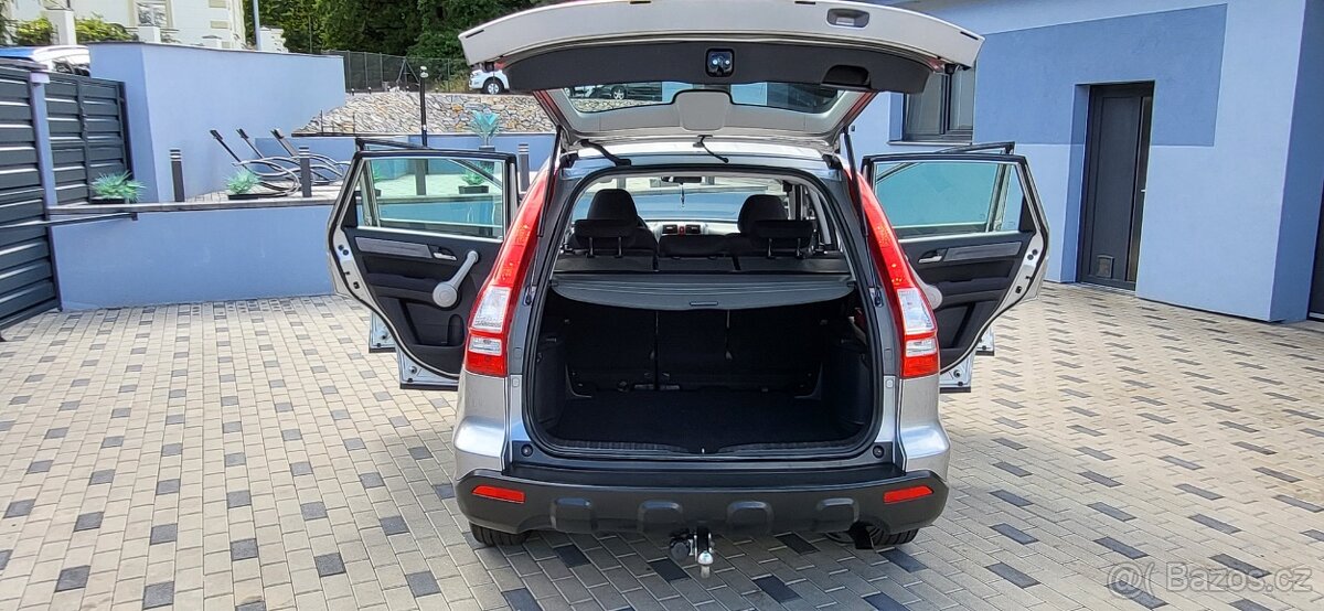 Honda CR-V 2,2 i-CTDi - 103kw. 4WD - 4X4. STK+EM do: 9/2027 - 9