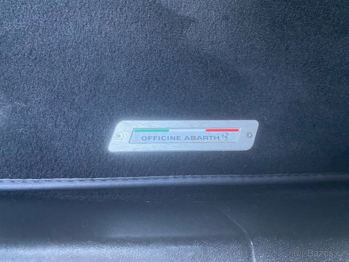 Fiat 500 Abarth Competizione 595 - 9
