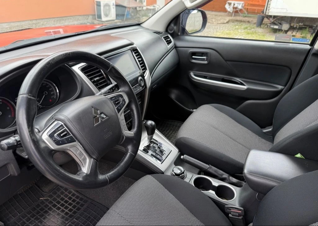 Mitsubishi L200, 2,3 - 9