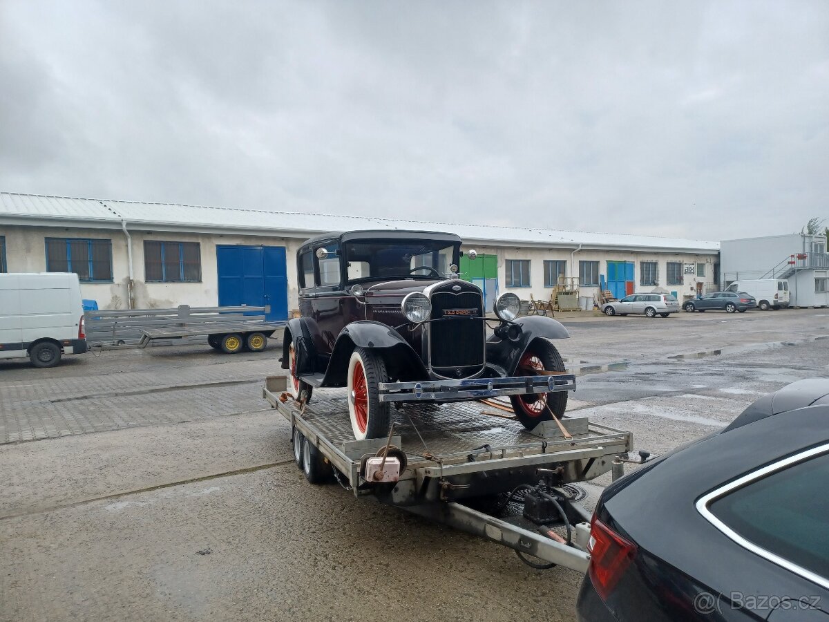 Ford Model A Tudor rok 1930 - 9