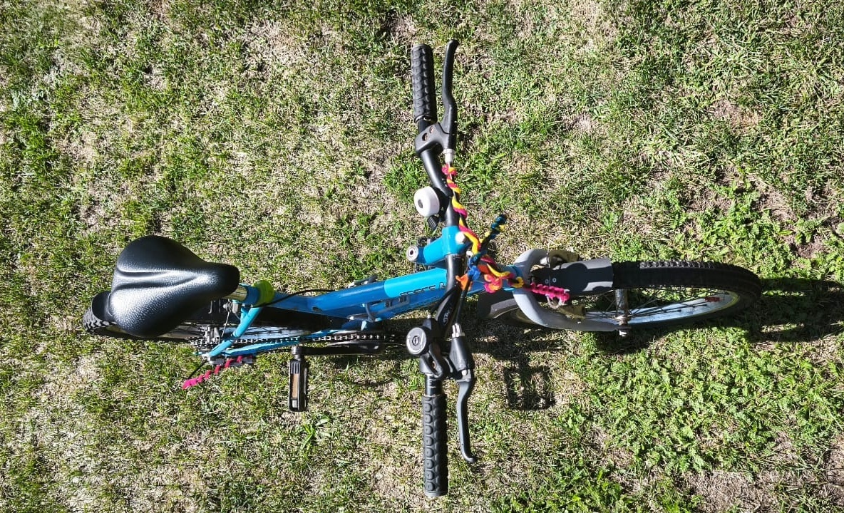 DĚTSKÉ KOLO pro věk cca 4-8 let, plně funkční, za levno - 9