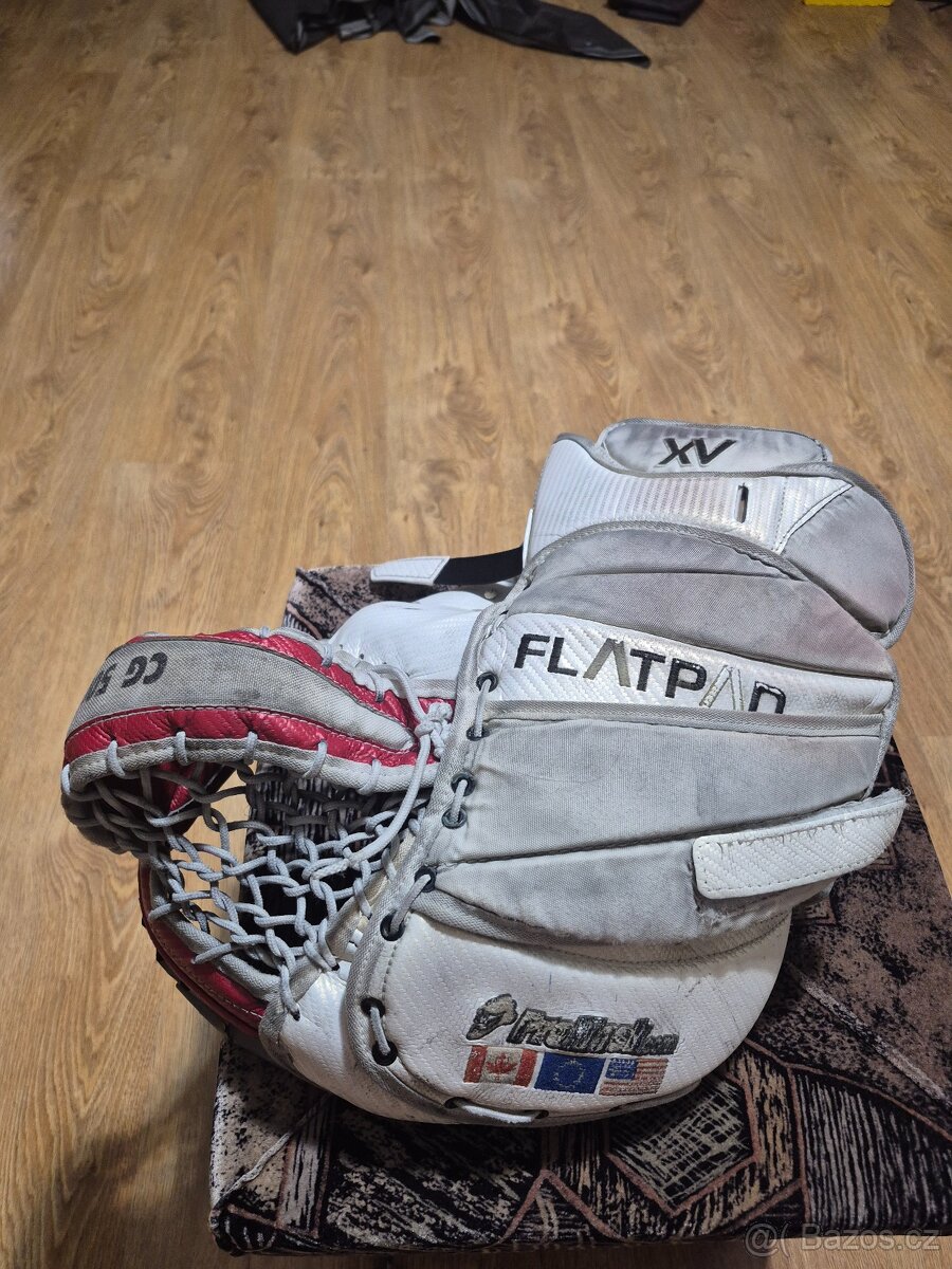 Lapačka brankářská seniorská levá ruka - 9