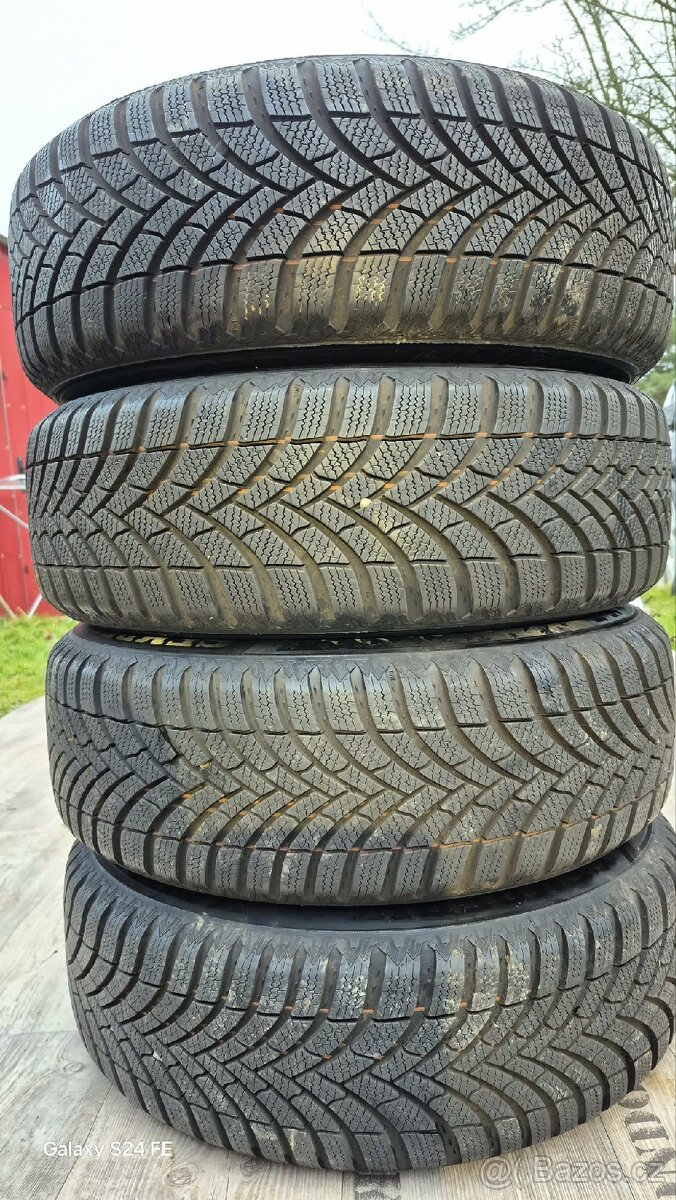Zimní kola 185/60 R15 – originál VW, 5×112, ET39 - 9
