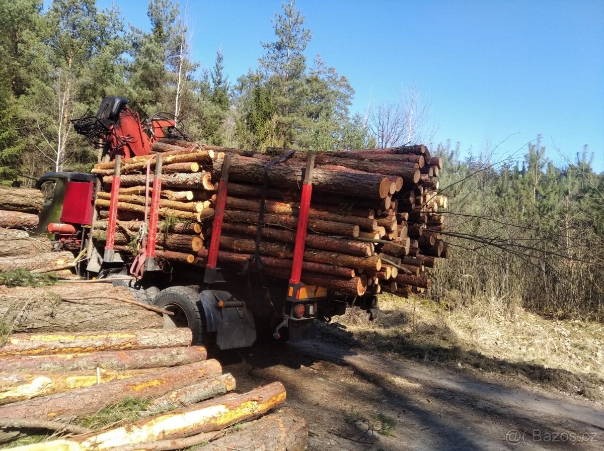 Praga V3S lesovůz - 9