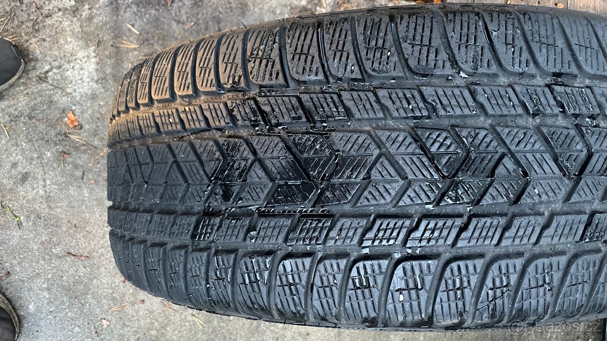2x Pirelli Scorpion zimní 275/50 R21 - 9