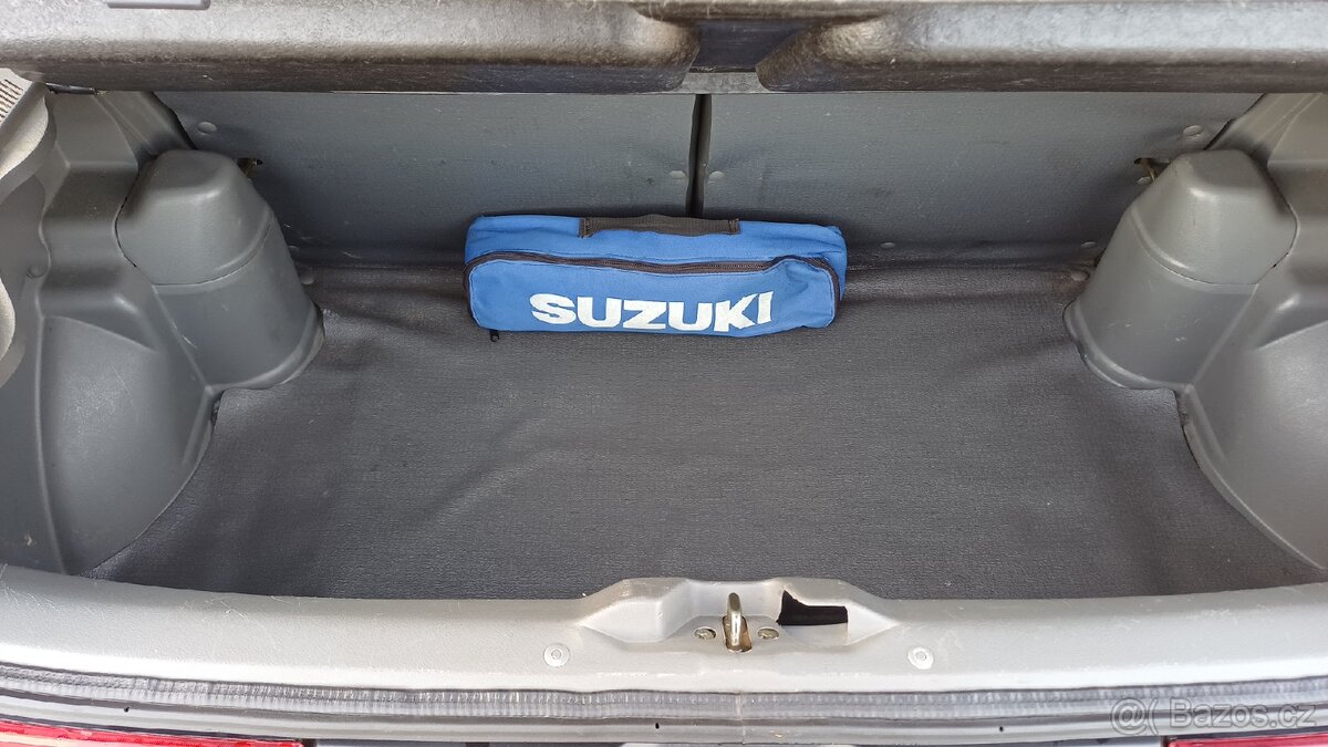 Suzuki Swift, r.v. 10/2003, 1.0 benzin, STK+emise 11/2026 - 9