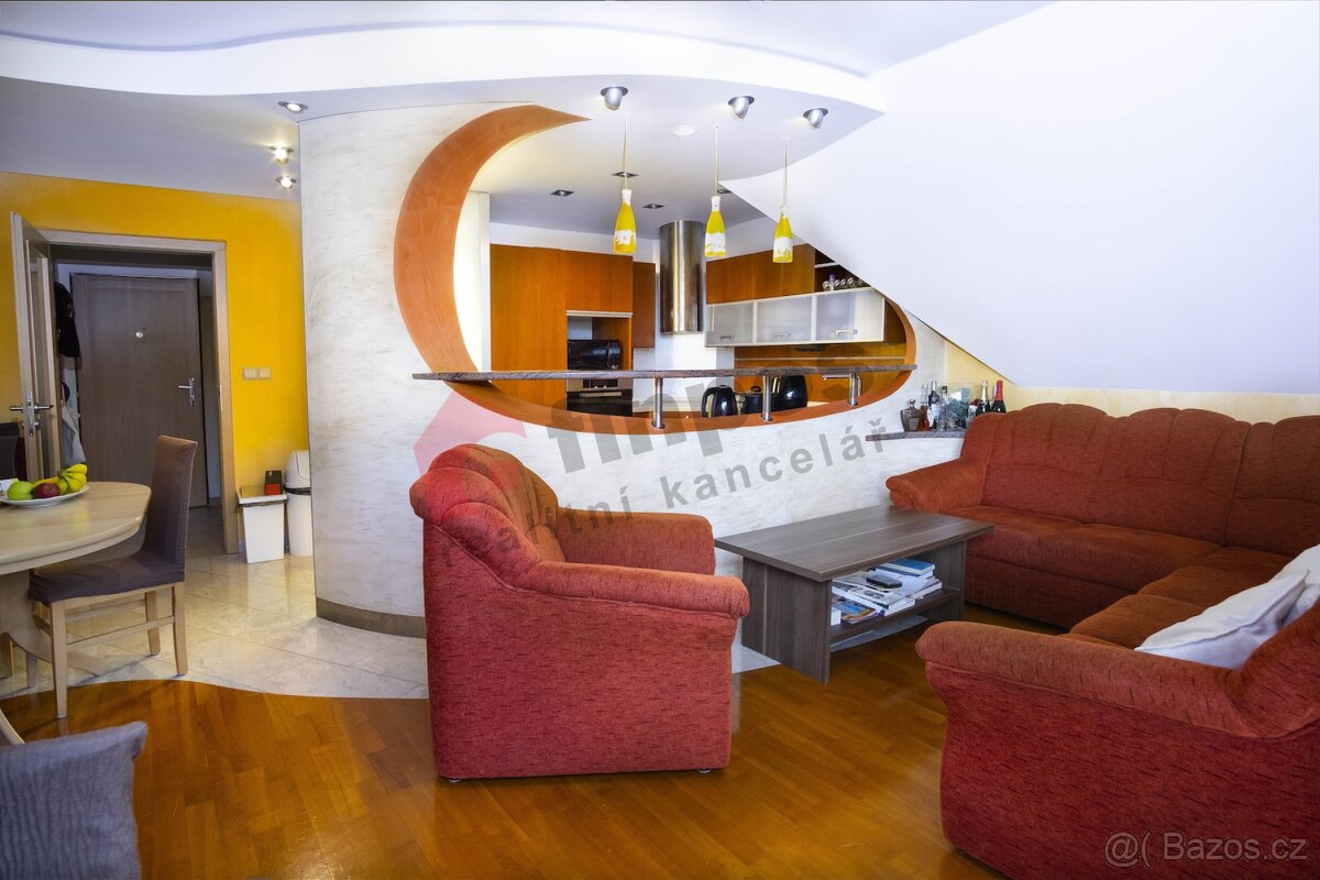 Mezonetový byt 5kk s balkonem v Jesenici u Prahy - 9