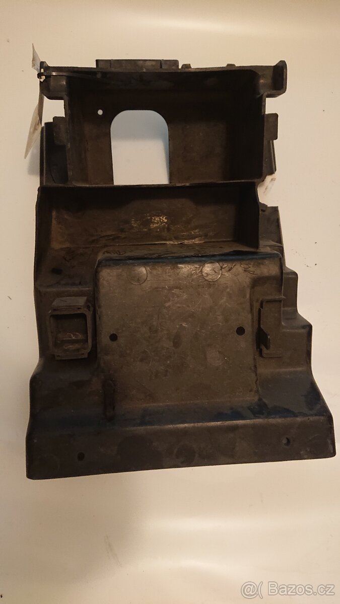 Kawasaki ZX7R díly - 9