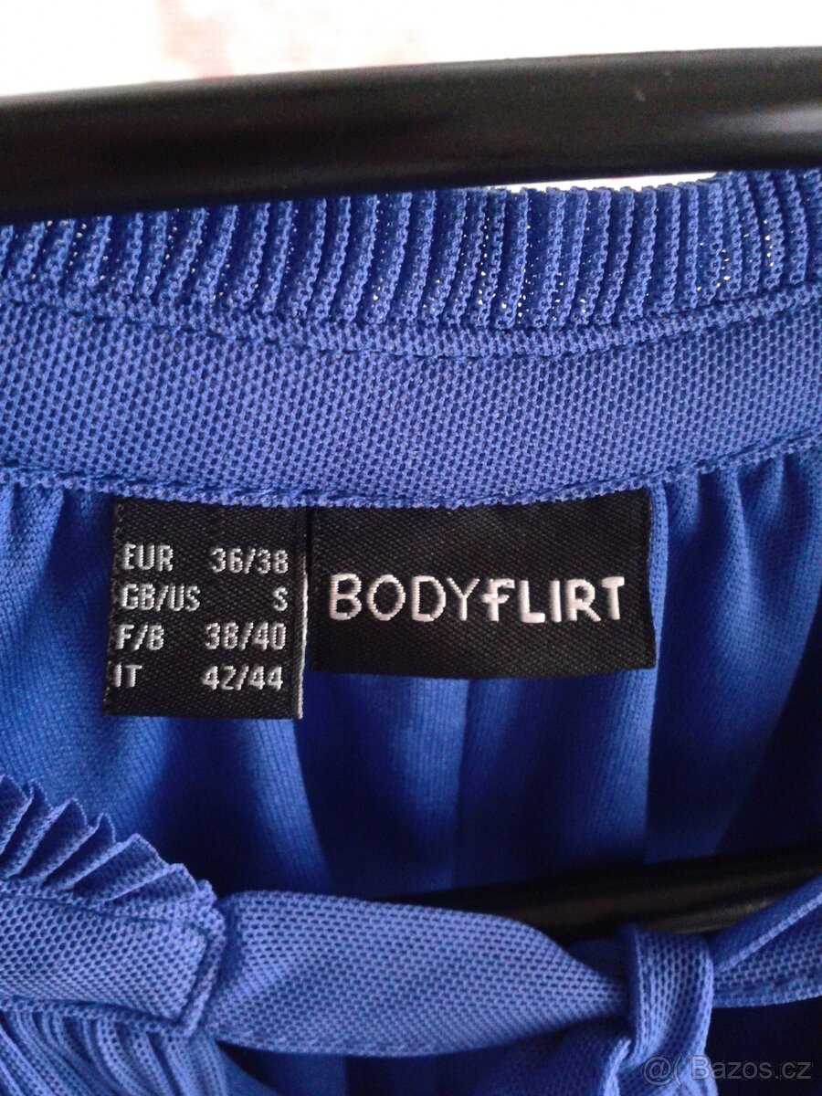 Krásné elegantní šaty 38/42 - 9