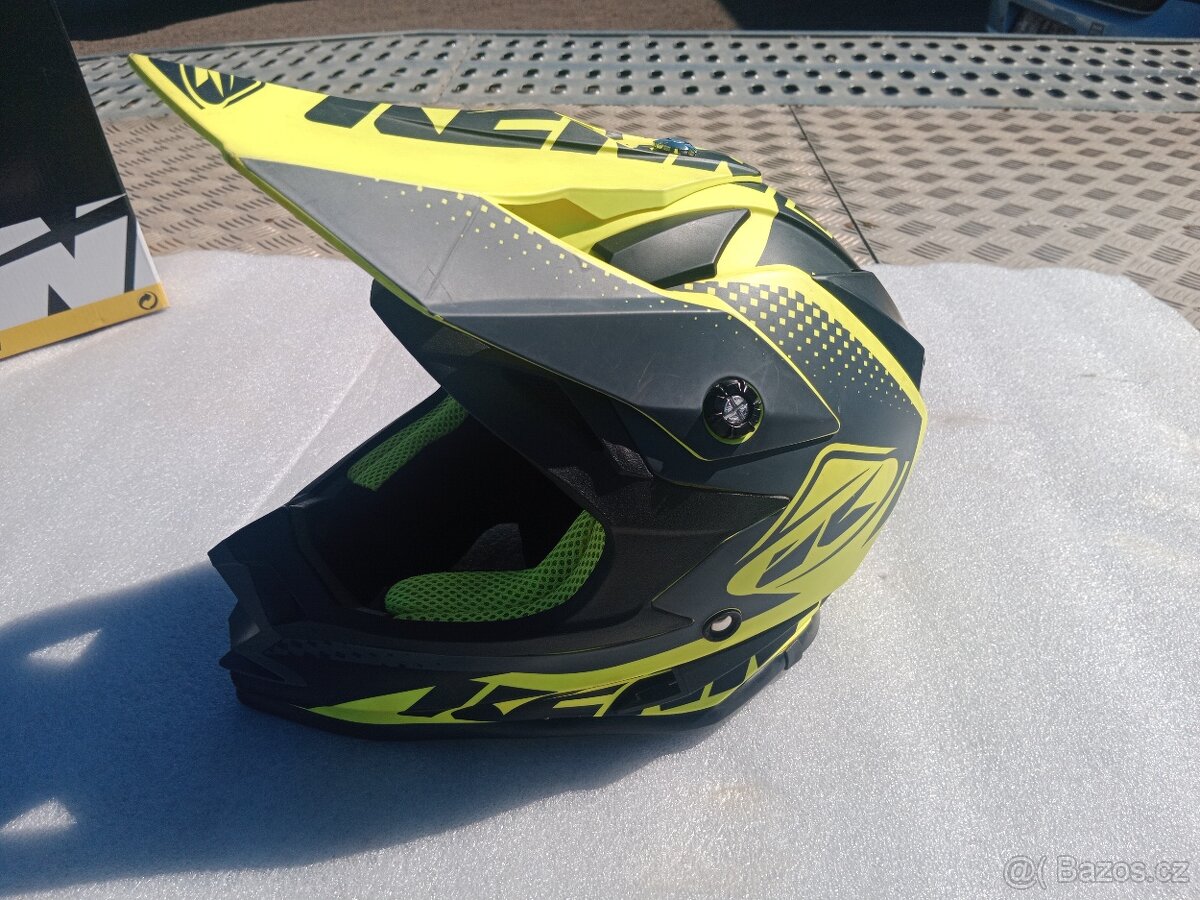 Motokrosová helma - Kenny - 9