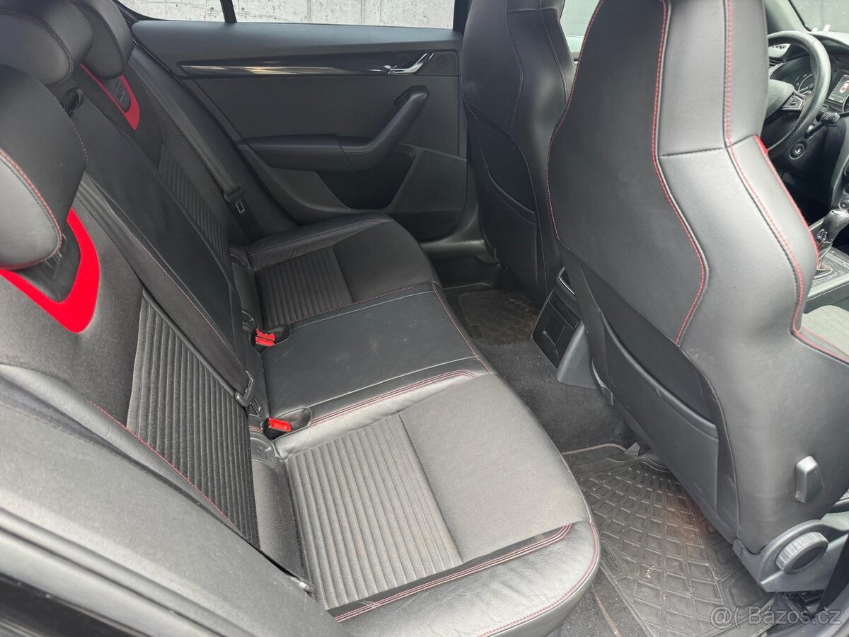 Skoda / Octavia 2.0 TSI RS - 9