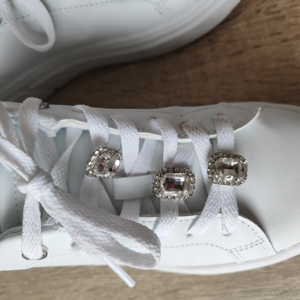 Krásné bílé tenisky jako N.O.V.É. vel. 39 - 9