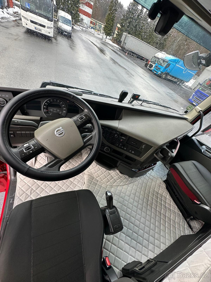 VOLVO FH 500 MEGA - 9