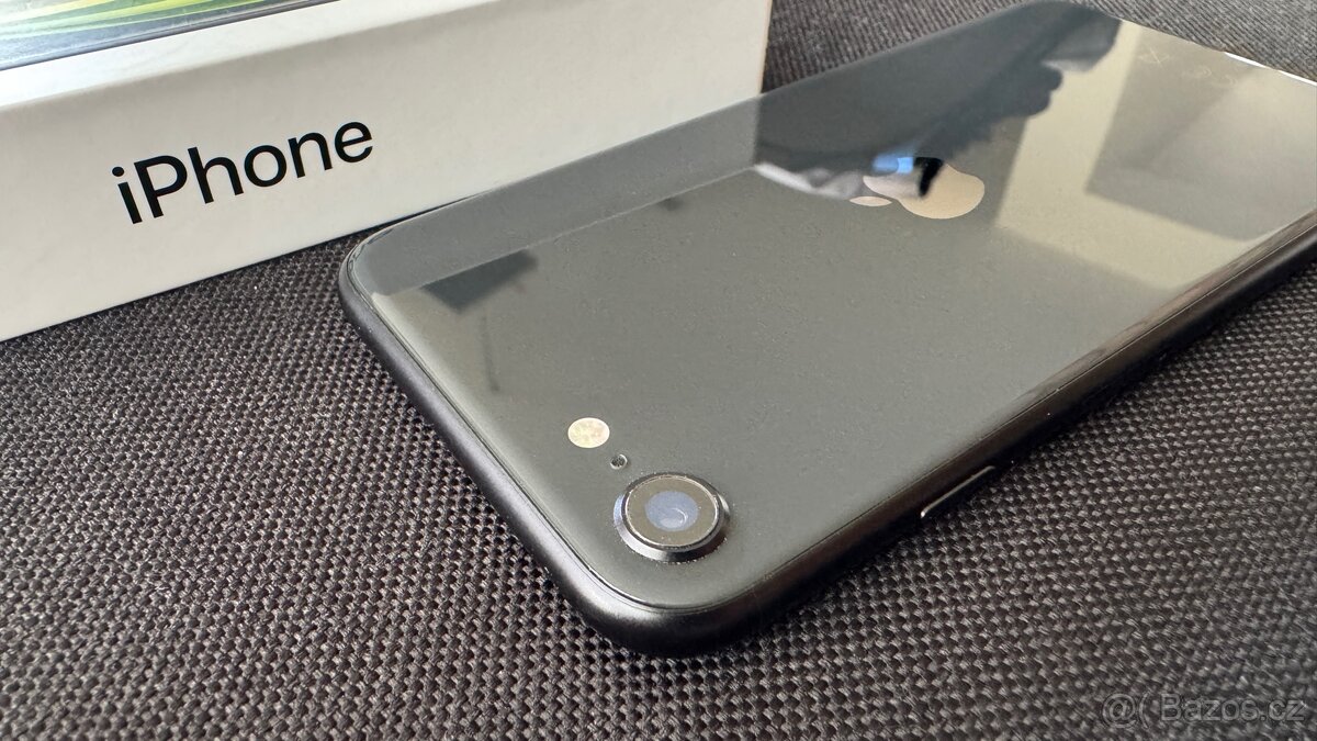 iPhone SE 2020 top stav - 9