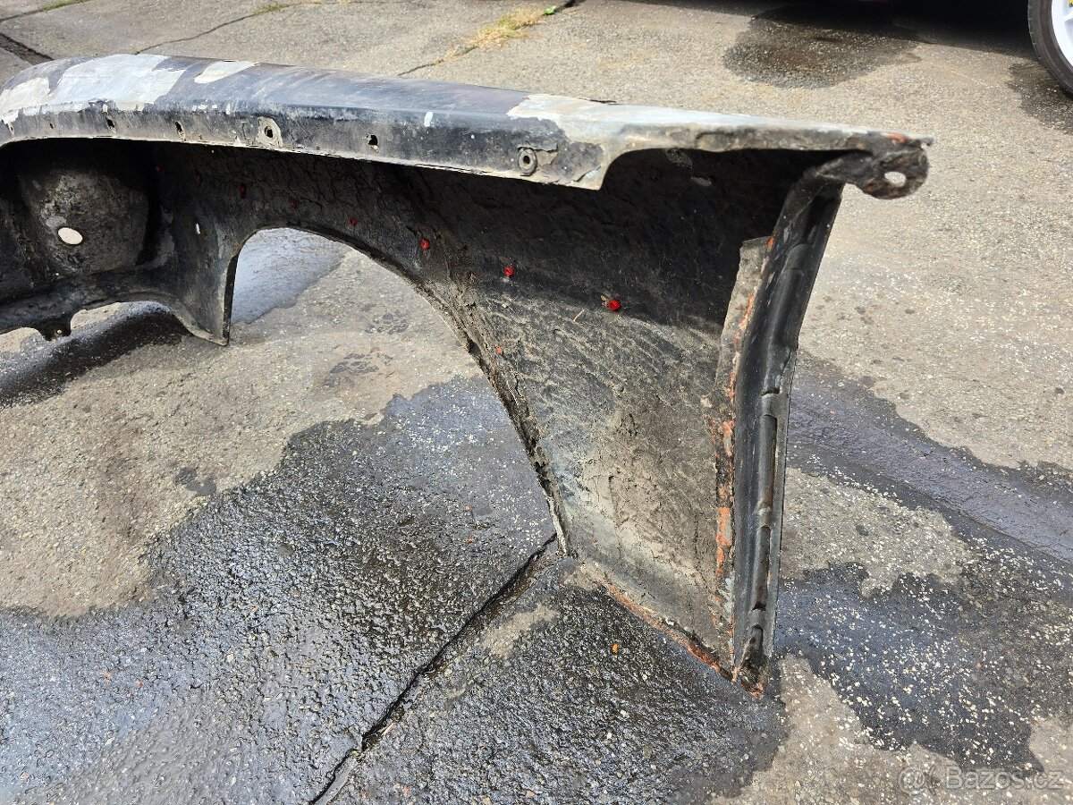 MERCEDES W108 W109 POZINKOVANÉ PŘEDNÍ BLATNÍKY PRAVÝ LEVÝ - 9