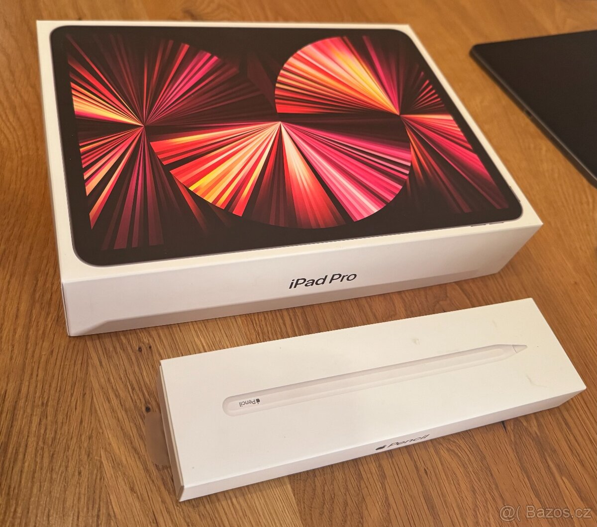 iPad Pro 3. generace 11", Magic keyboard, Apple Pencil - 9