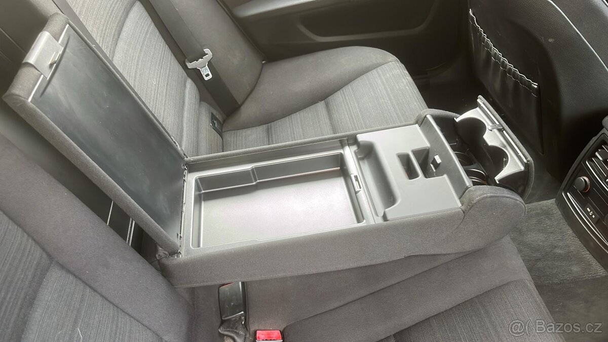 Prodam BMW 525iX E61 - 9