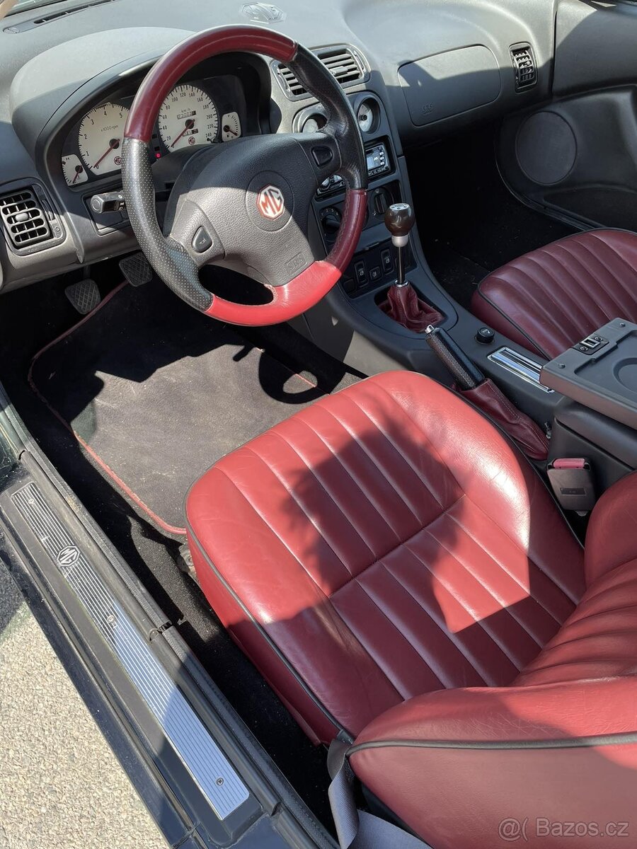 MG F 1.8i - 9