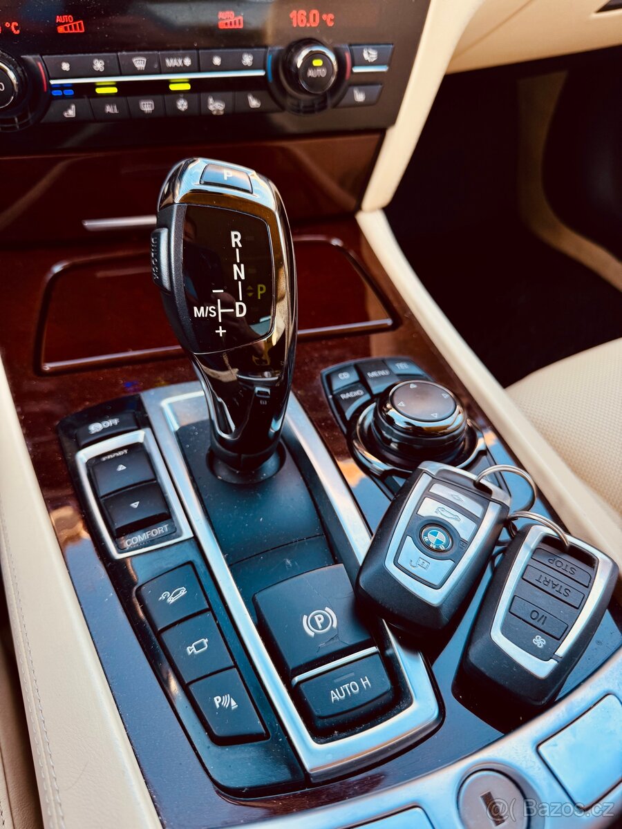 BMW Řada 7 - LONG Individual 740 xd - 4x4- DPH - 9