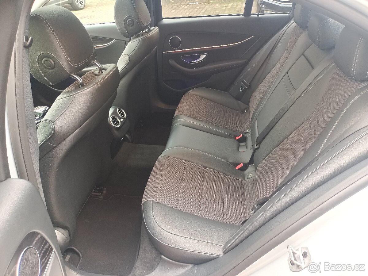 Mercedes-Benz E 220d Sedan AVANTGARDE - záruka Autodraft - 9