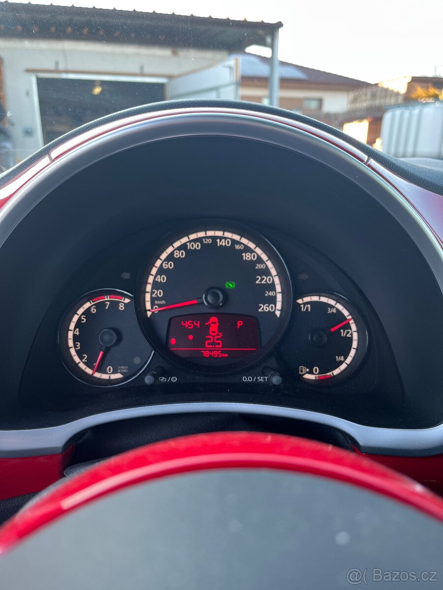 VW BEETLE CABRIO 2.5i 125kW AUTOMAT 78tkm - 9