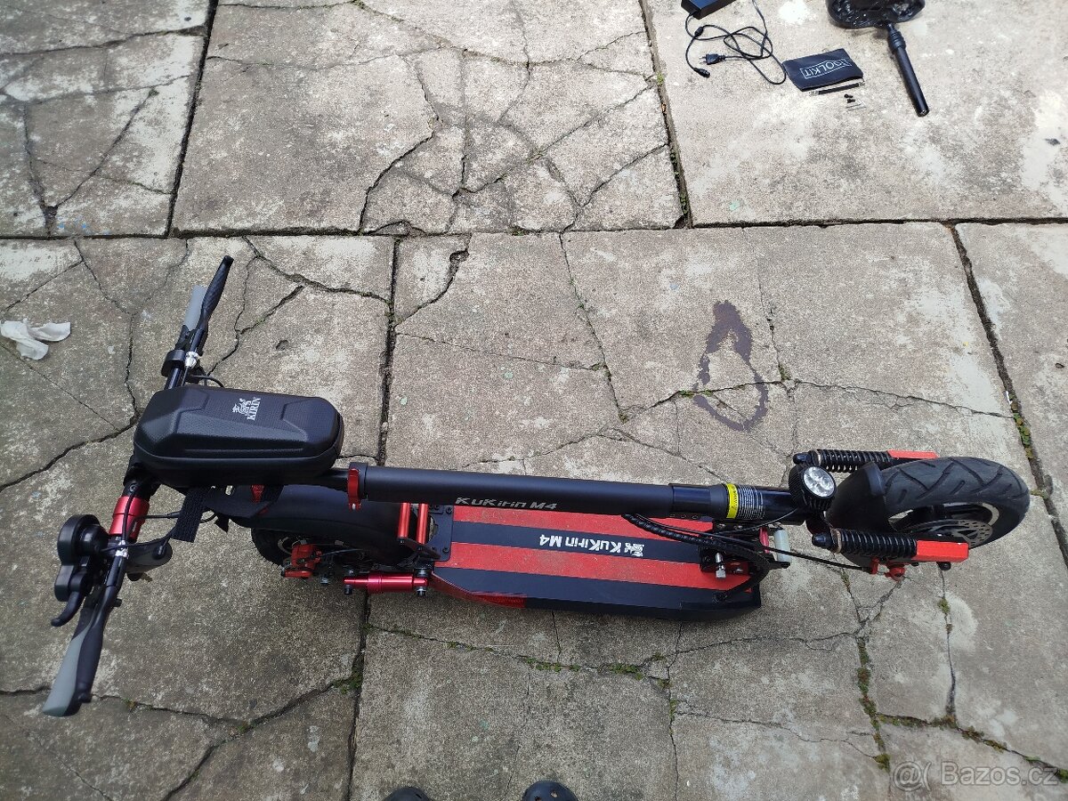 Elektrokoloběžka Kugo Kirin M4 - 9