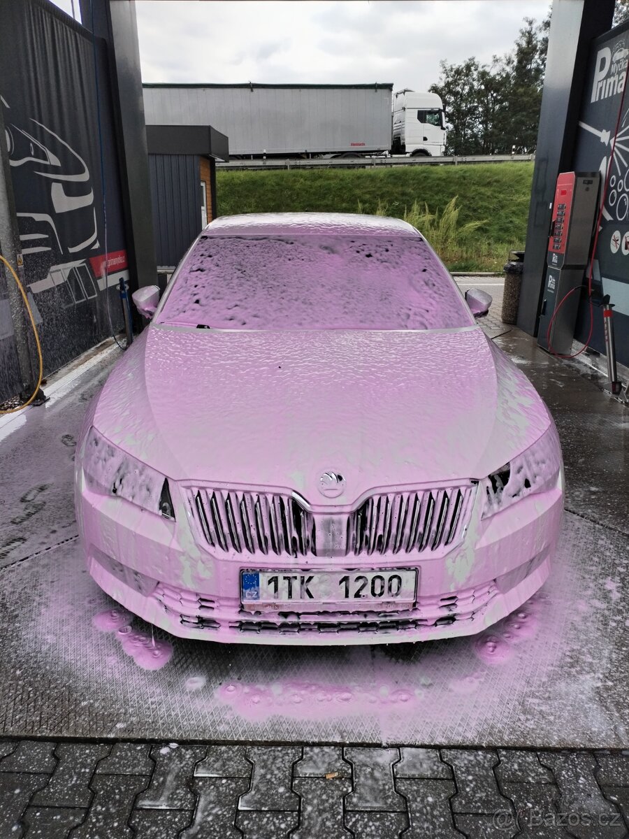 Superb3, 2,0,110kw ,2016 - 9