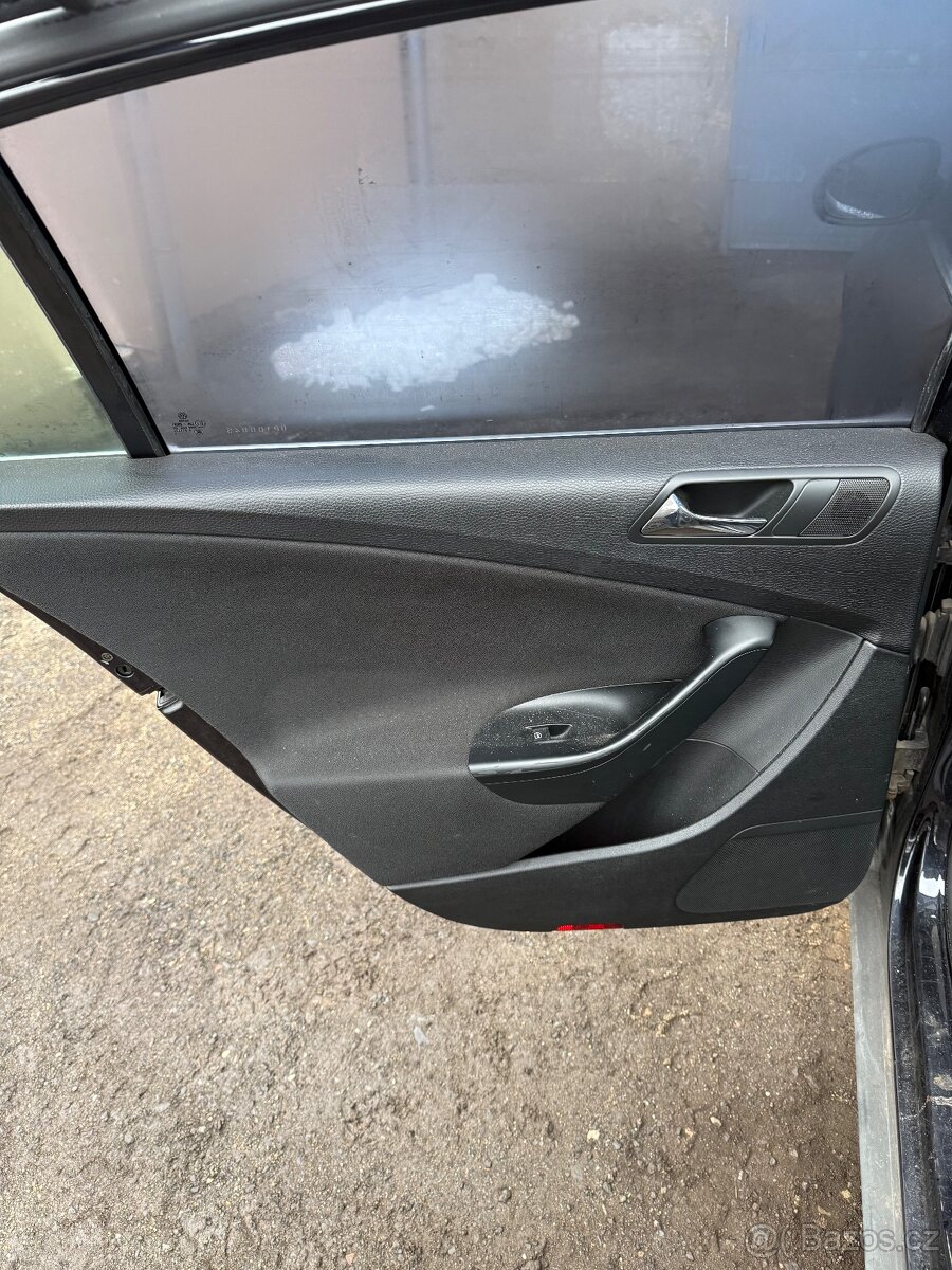 Kožený interier VW Passat B6 sedan - 9