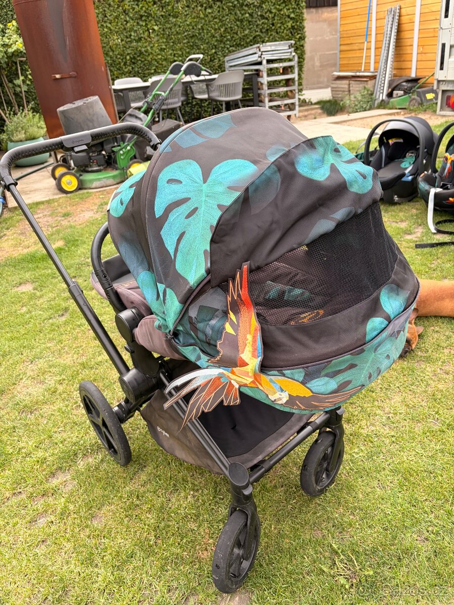 Kočárek Cybex Priam platinum - 9