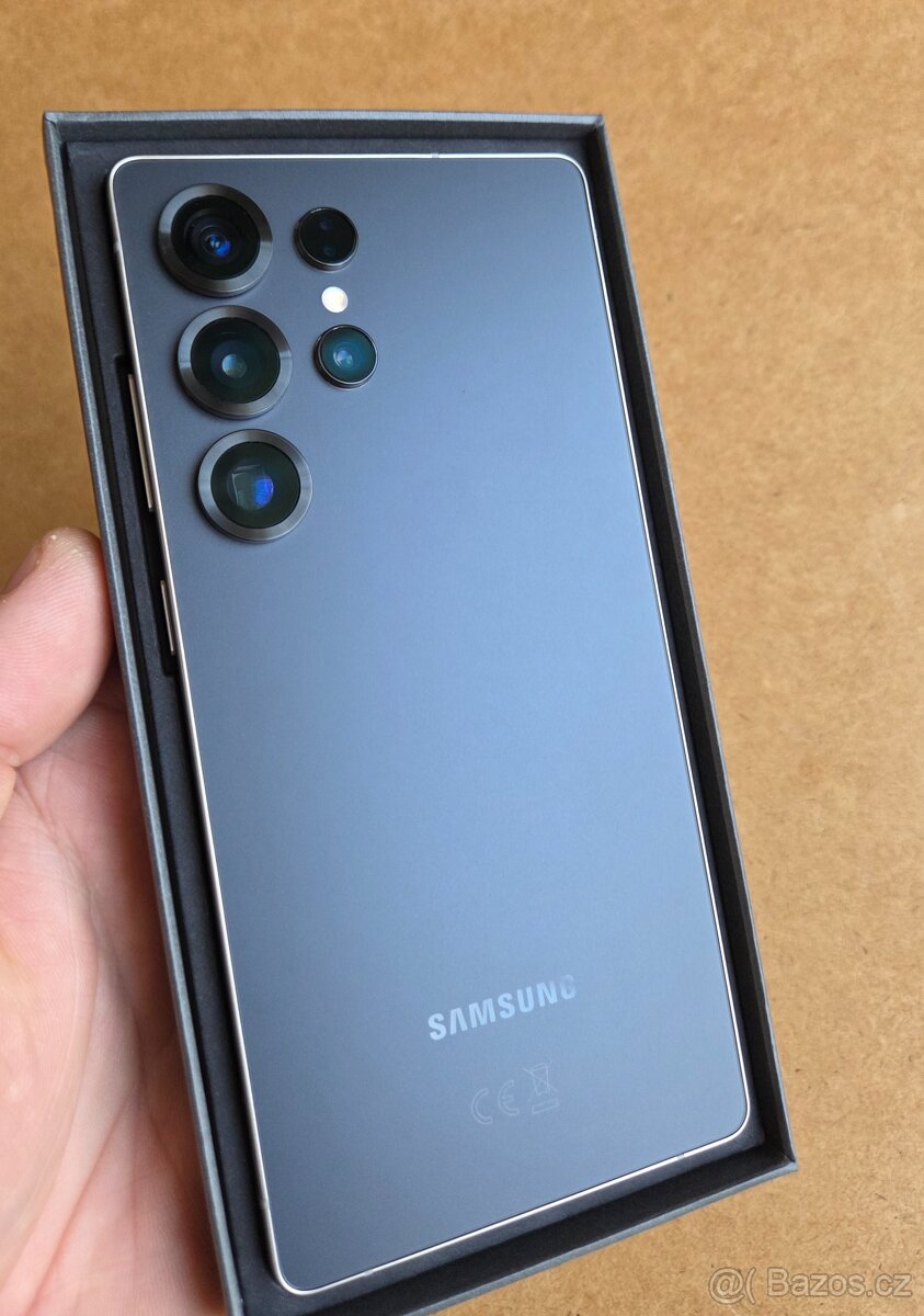 Samsung Galaxy S25 Ultra 256GB černý POUŽITO - 9