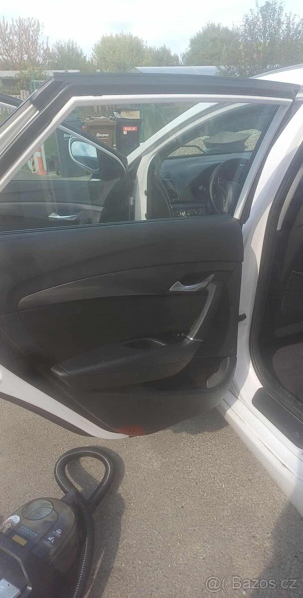 Hyundai i40 prodám či vyměním za bmw x1 - 9