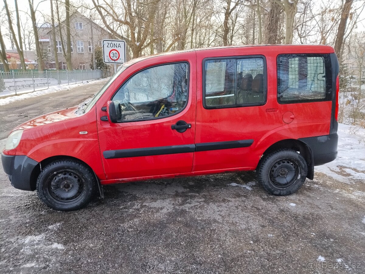 Doblo Cargo 223 combi 1.4 - 9
