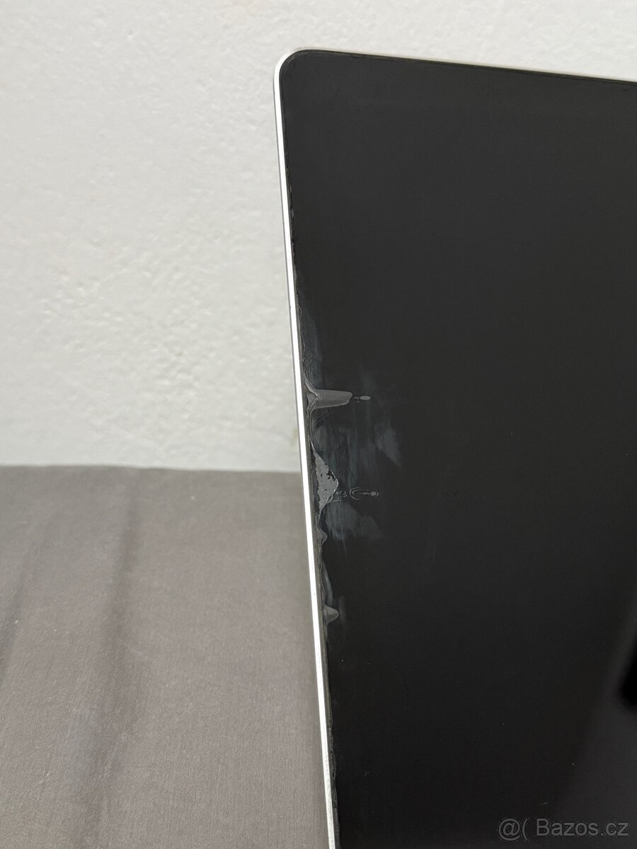 MacBook PRO 15” 16GB/512GB - 9