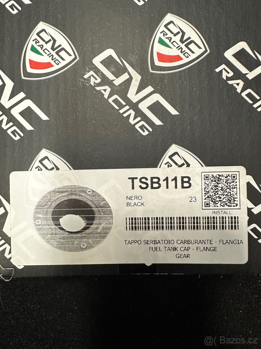 Aprilia Tuono V4 2017 - 9